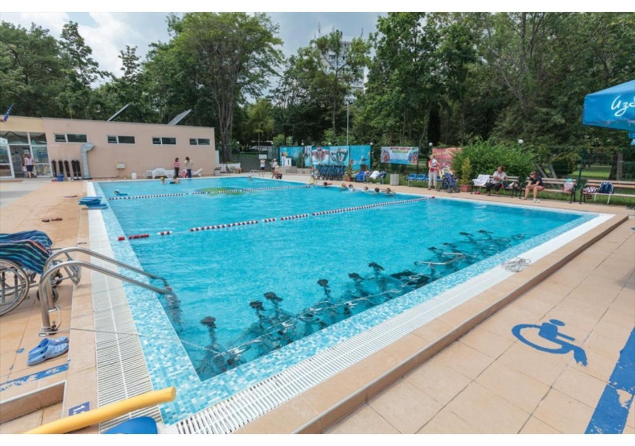 Great Apartment Near The Sea,Central Place! Burgas Stad Buitenkant foto